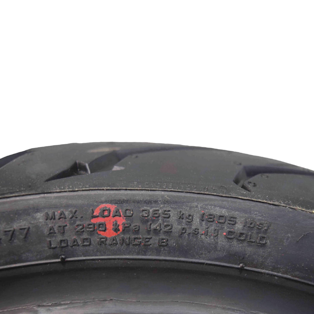 180/55ZR17 Rear Motorcycle Tire Y578